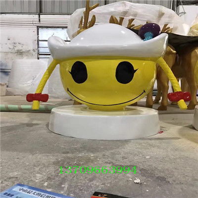 广州玻璃钢雕塑 打造专属动画世界的卡通定制艺术